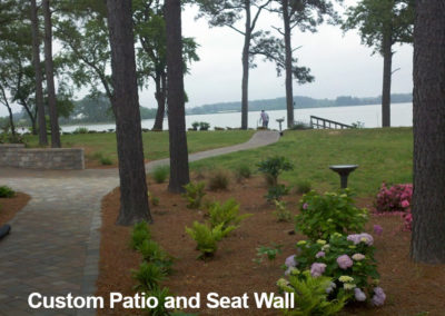 Custom patio and seat wall by Browder-Hite